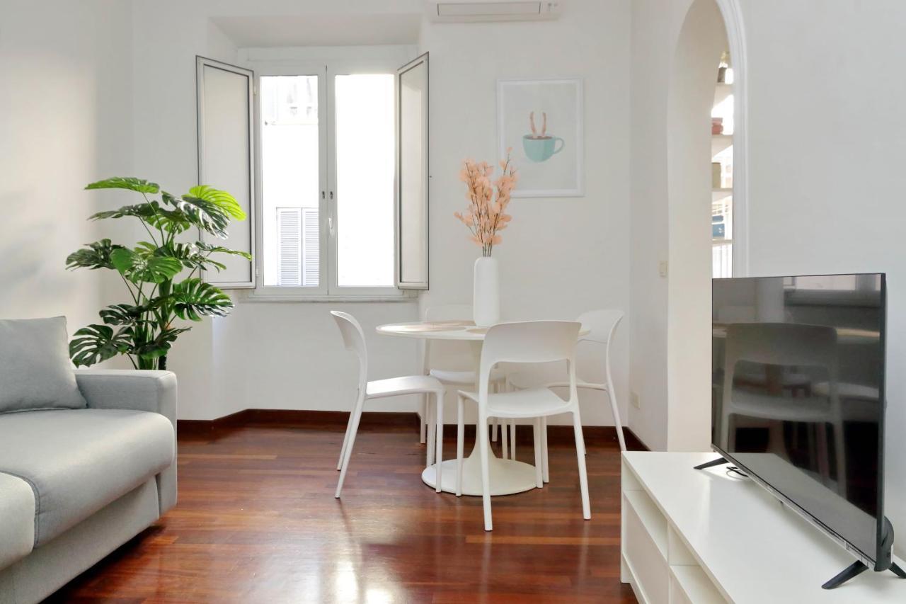 Domus Lou Elegante Appartamento In Trastevere Roma Esterno foto