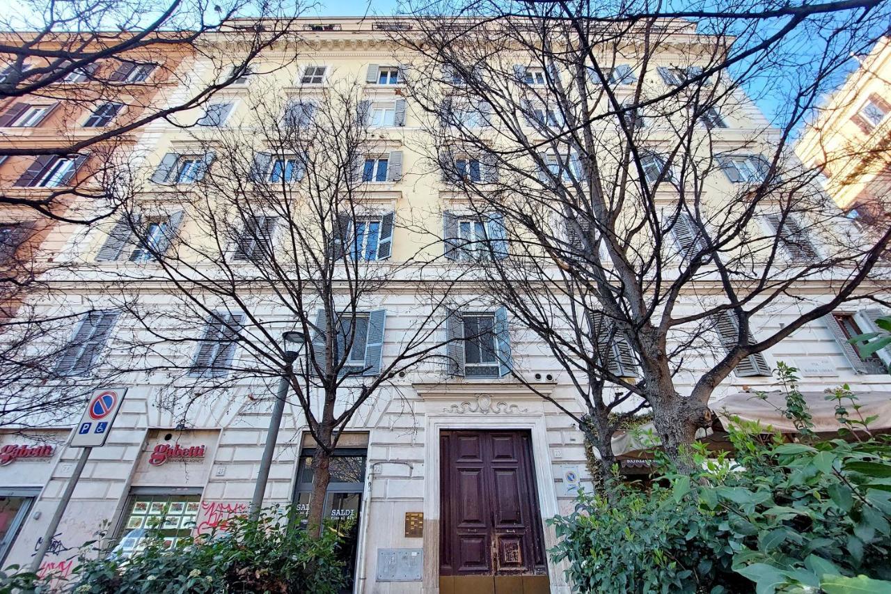 Domus Lou Elegante Appartamento In Trastevere Roma Esterno foto
